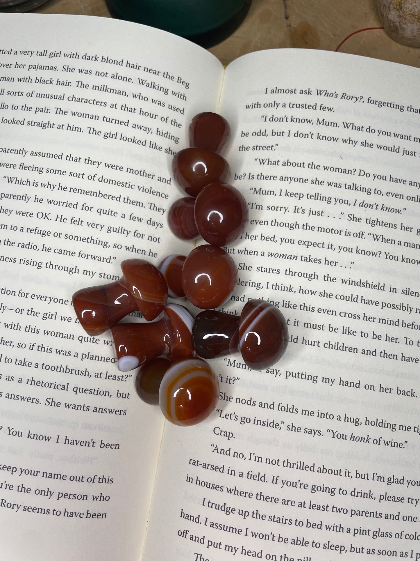 Banded Carnelian Mushroom carving