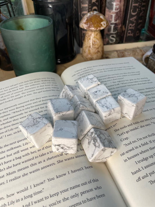 Howlite Cube