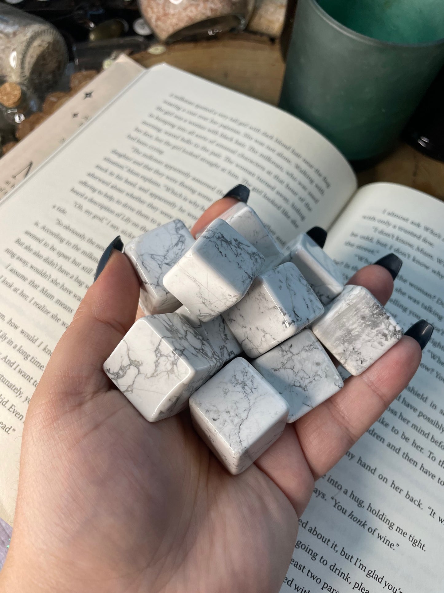 Howlite Cube