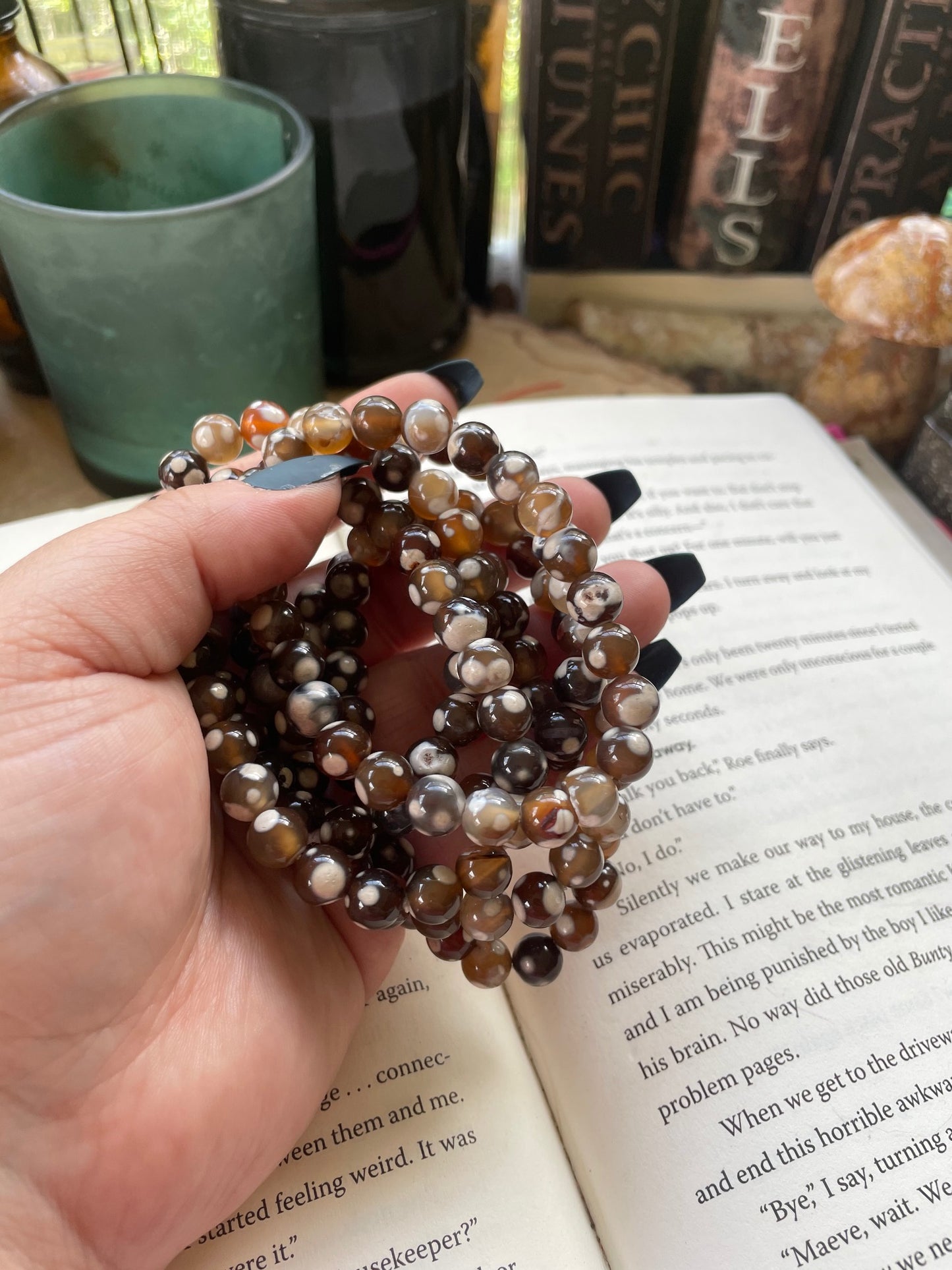 Coffee Orca Agate Bracelet