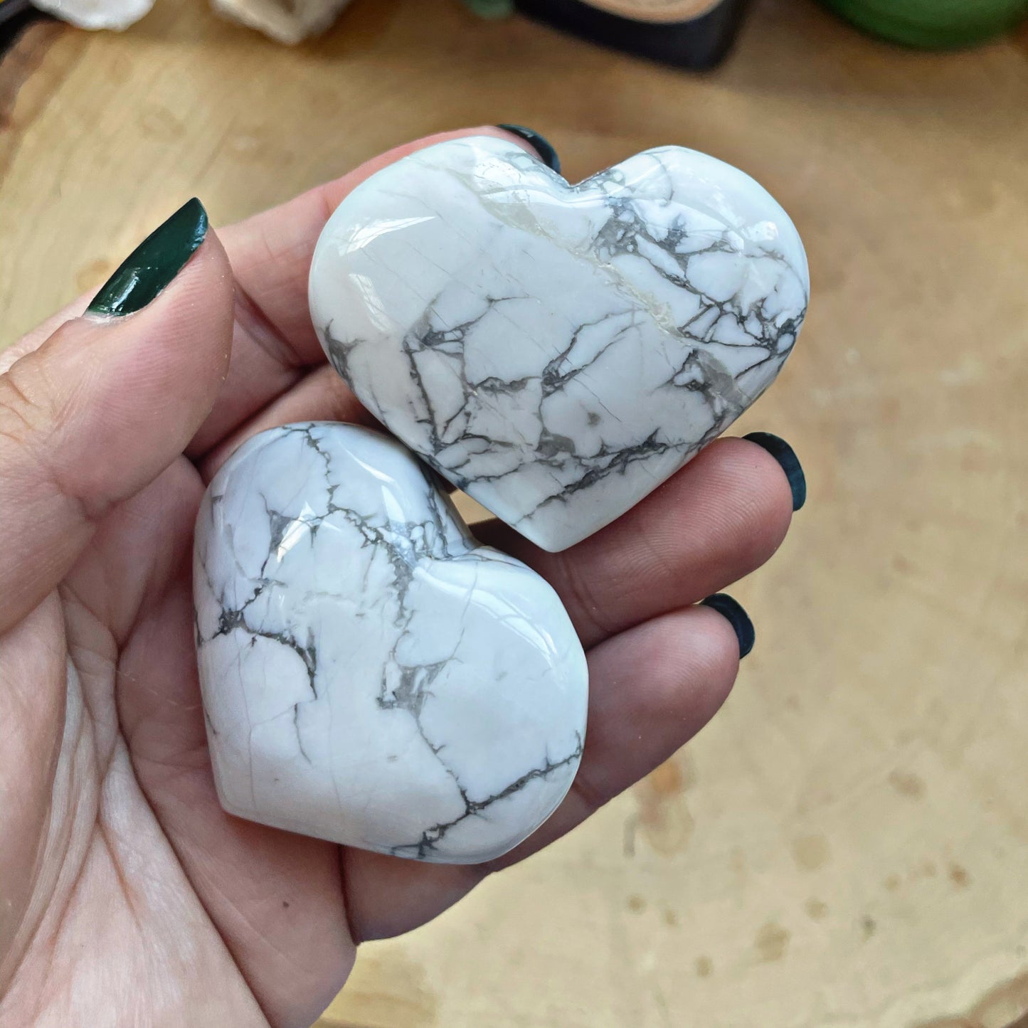 Howlite Puffy Heart