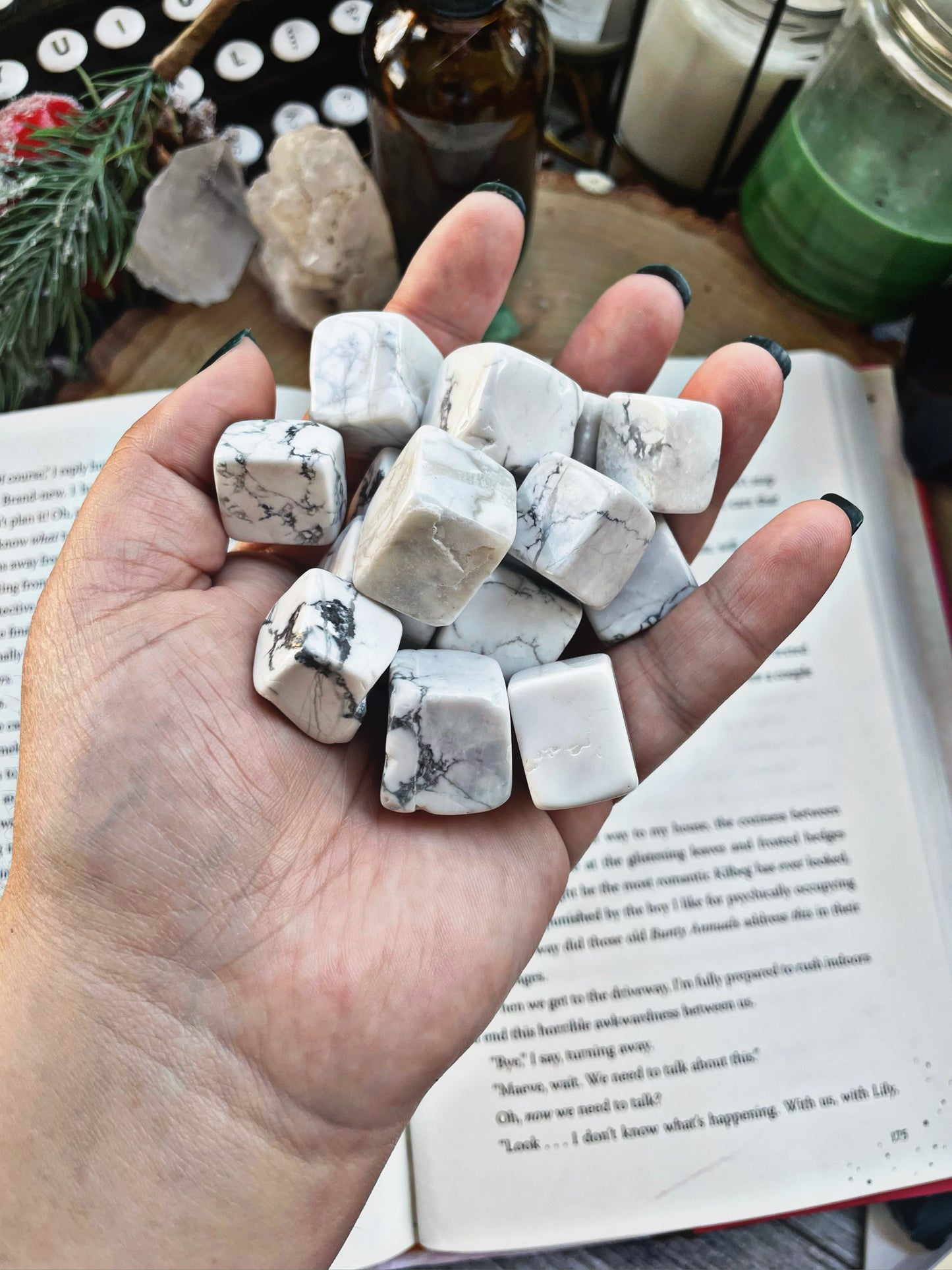 Howlite Cube